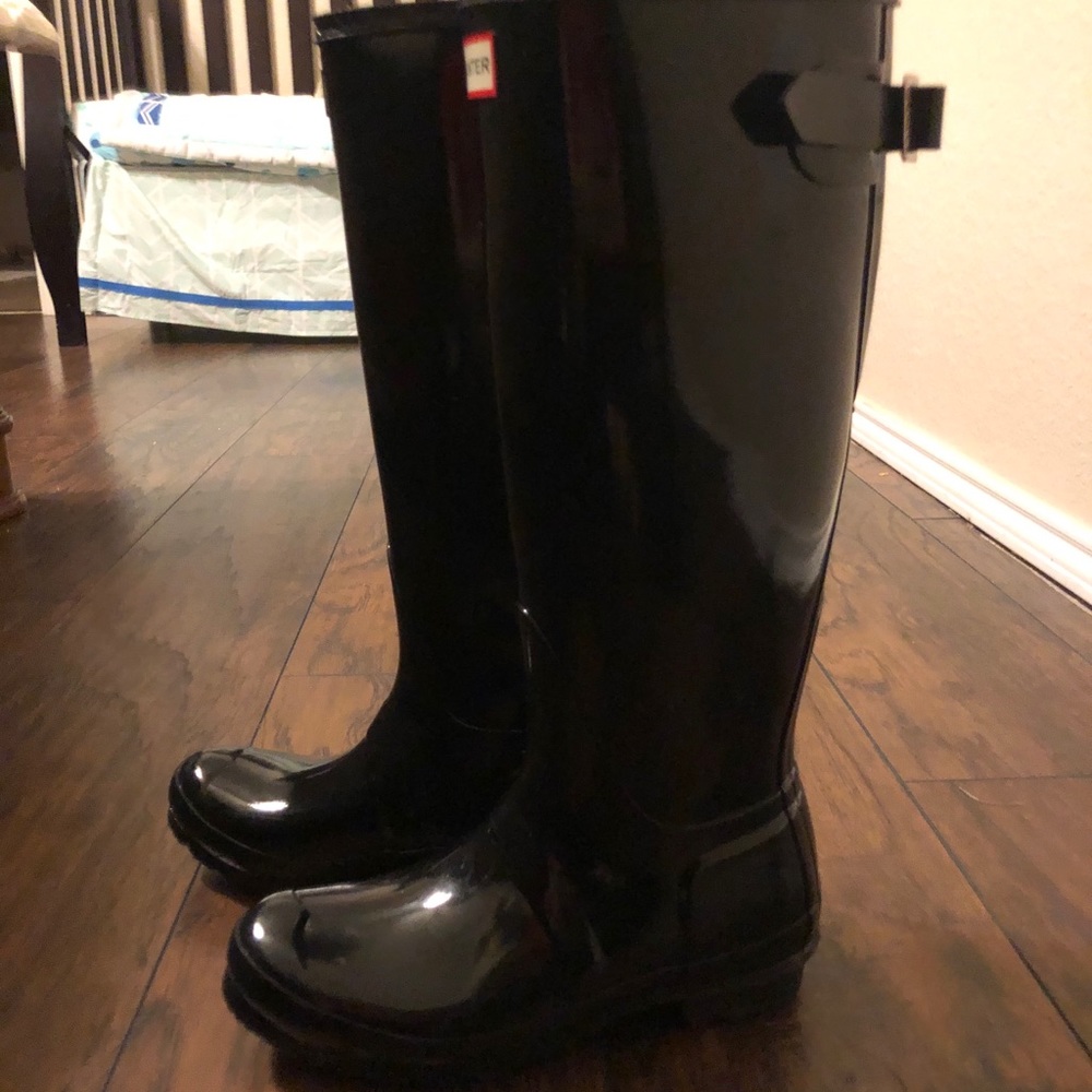 SOLD Black gloss hunter rain boots tall